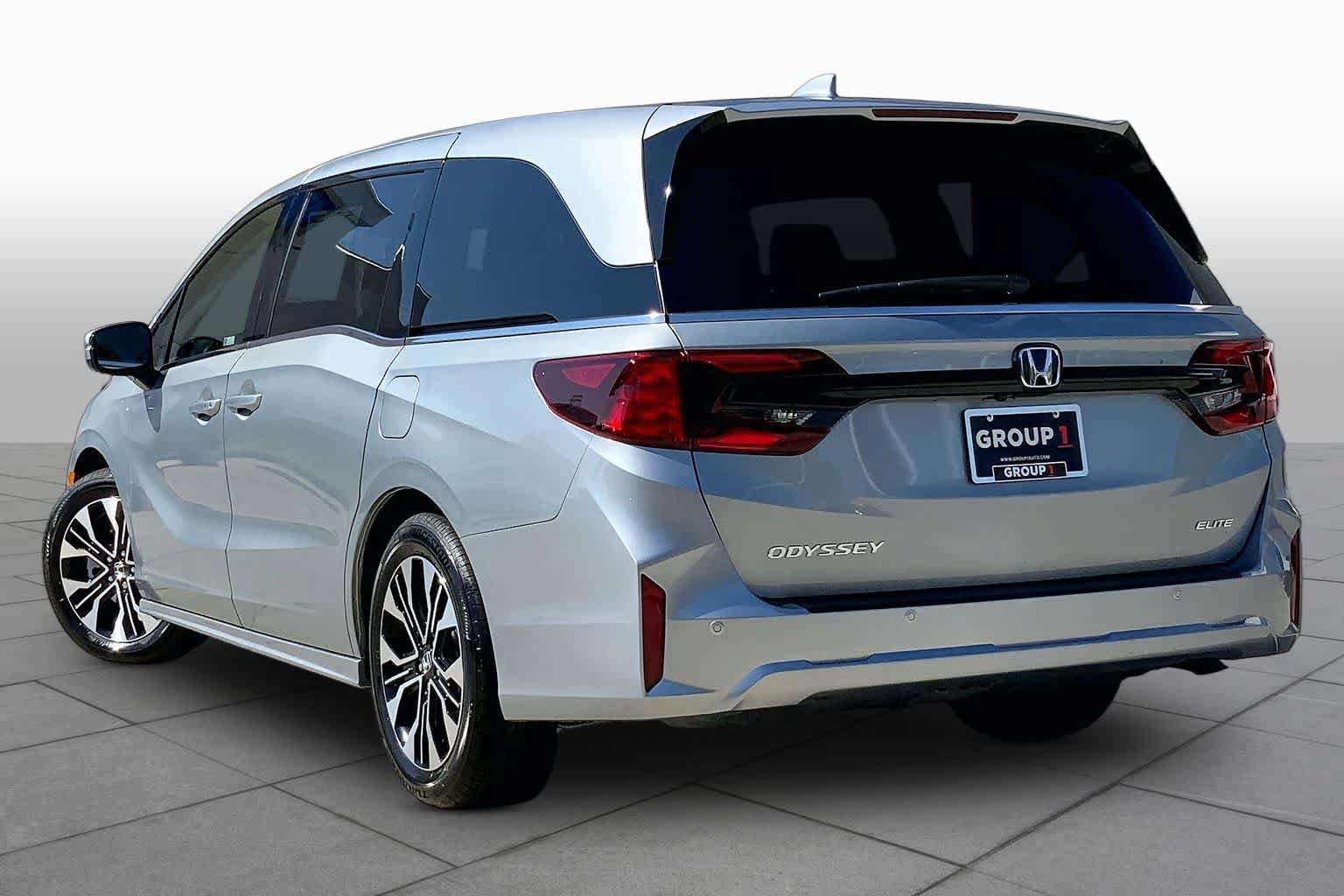 New 2027 Honda Odyssey Elite image 14