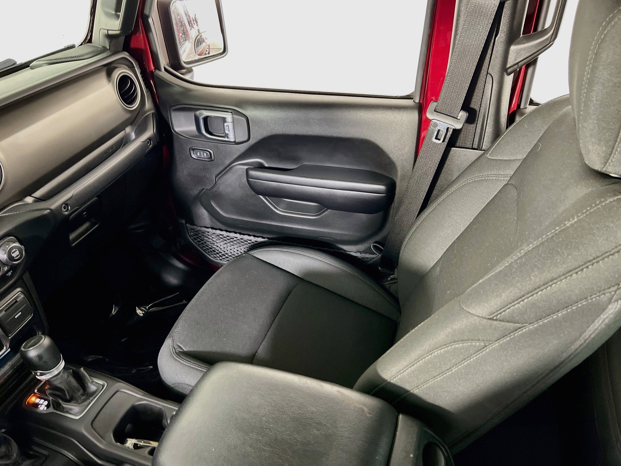 Used 2021 Jeep Gladiator Sport AWD/4WD image 22