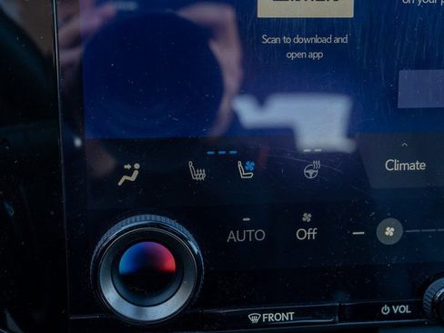 Used 2022 Lexus NX 350h AWD image 10