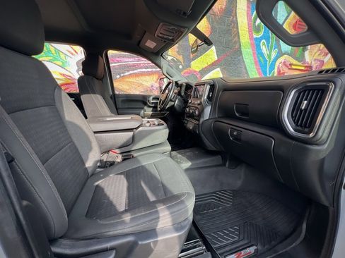 Used 2023 Chevrolet Silverado 2500 LT w/ Convenience Package image 30