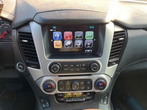 Used 2019 GMC Yukon SLT image 13