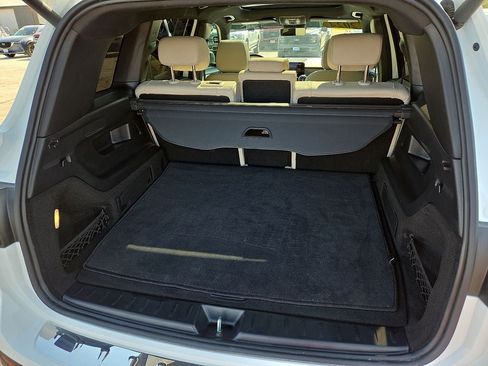 Used 2024 Mercedes-Benz GLB 250 4MATIC image 17