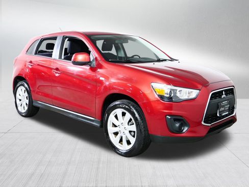 Used 2015 Mitsubishi Outlander Sport ES FWD image 1