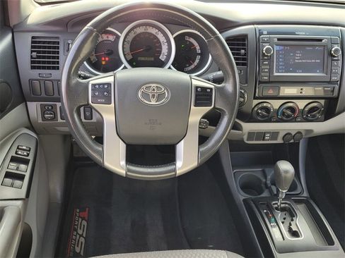 Used 2013 Toyota Tacoma Base image 7