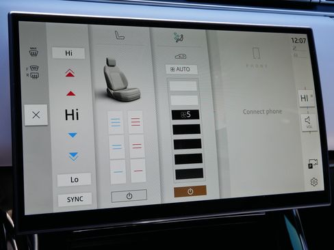 Certified 2026 Land Rover Range Rover Sport Dynamic SE image 23