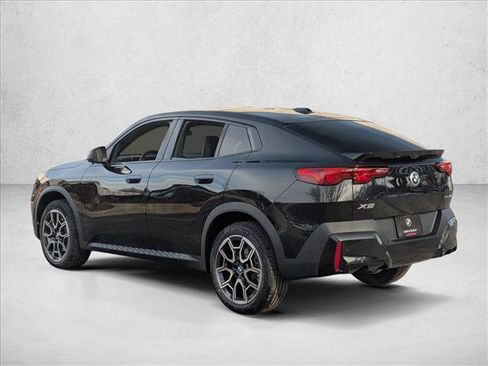 New 2026 BMW X2 xDrive28i image 9