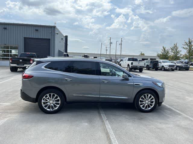 Used 2018 Buick Enclave Premium w/ Trailering Package AWD/4WD image 9