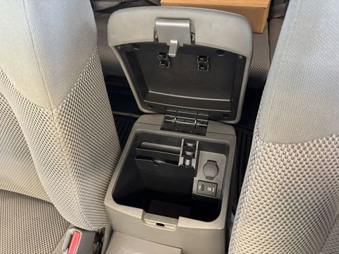 Used 2016 Nissan Frontier SV AWD/4WD image 20