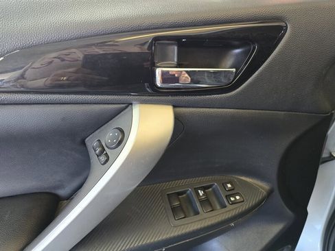 Used 2024 Mitsubishi Eclipse Cross SE image 17