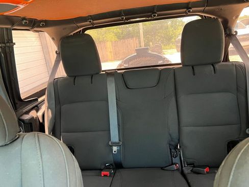 Used 2021 Jeep Wrangler Unlimited Sport AWD/4WD image 14