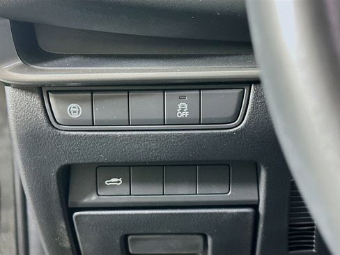 Used 2020 MAZDA MAZDA3 Sedan w/ Select Package image 16