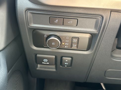 Used 2024 Ford Expedition Max XLT RWD image 29