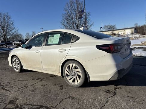 Used 2023 Subaru Legacy Limited image 8