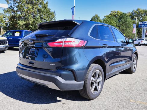Used 2024 Ford Edge SEL w/ Convenience Package image 5