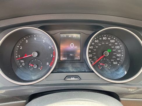 Used 2021 Volkswagen Tiguan SE w/ Panoramic Sunroof Package AWD/4WD image 26
