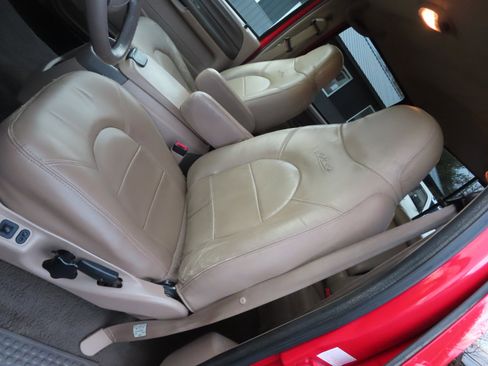 Used 1999 Ford F250 Lariat image 33