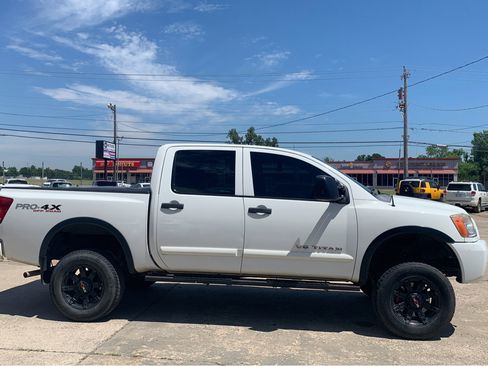 Used 2011 Nissan Titan PRO-4X w/ Pro-4x Premium Utility Pkg image 4