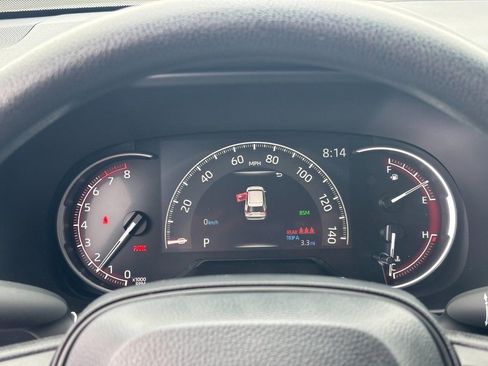 New 2025 Toyota RAV4 XLE image 15