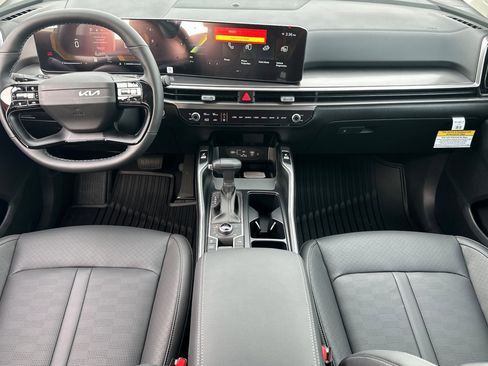 New 2026 Kia Sorento S image 14
