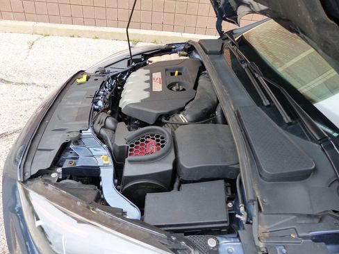 Used 2018 Ford Focus ST w/ Equipment Group 402A FWD image 26