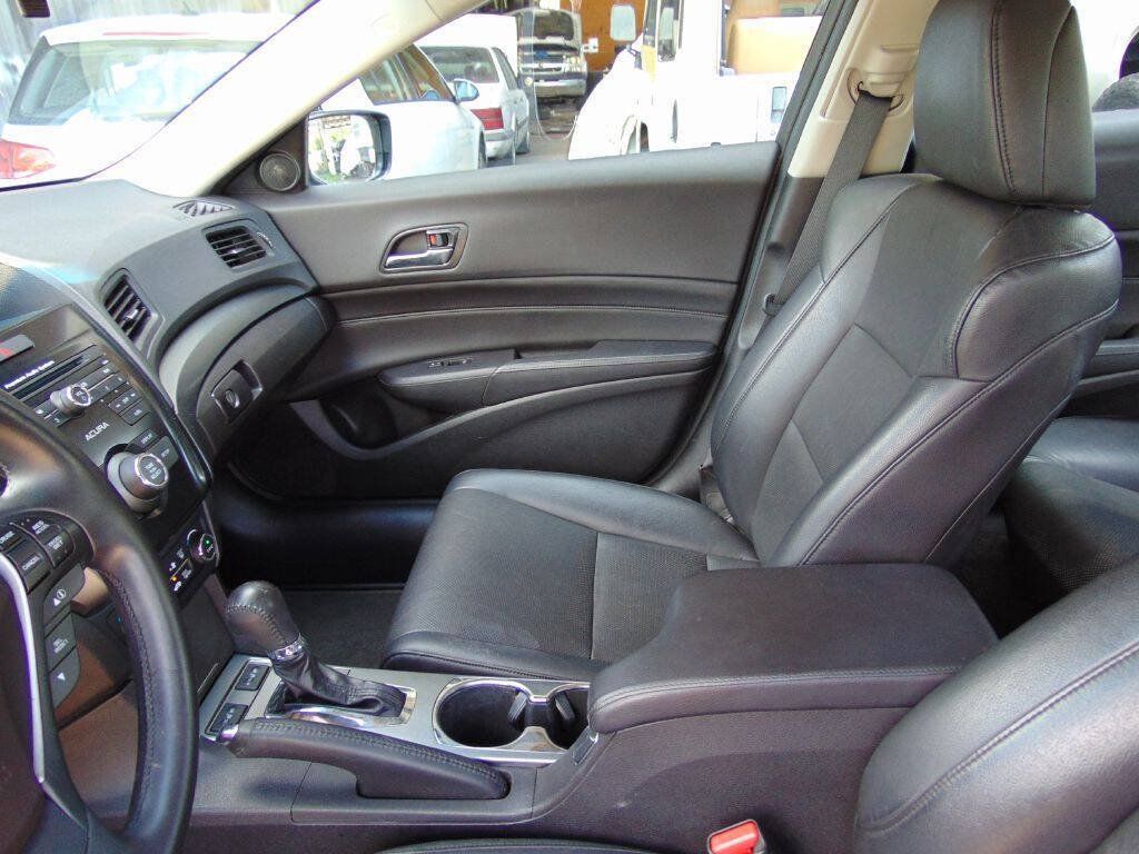 Used 2014 Acura ILX FWD image 18