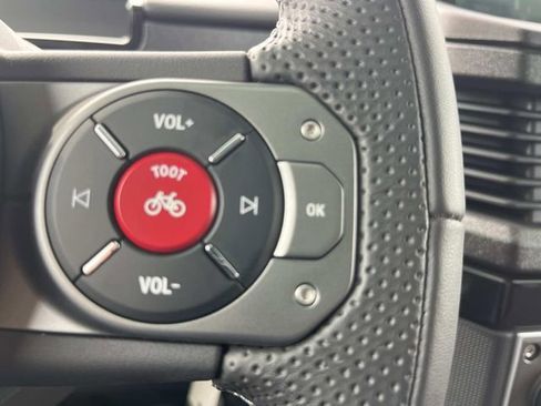 Used 2025 INEOS Grenadier AWD/4WD image 34