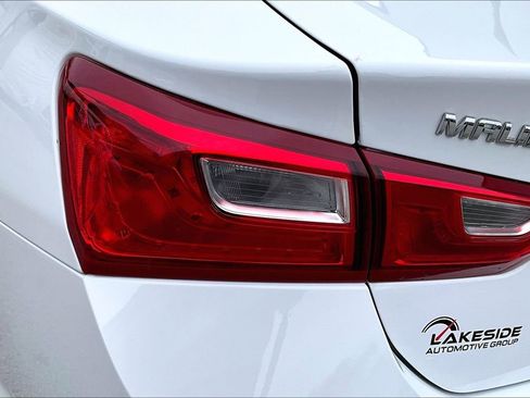 Used 2022 Chevrolet Malibu LS FWD image 21