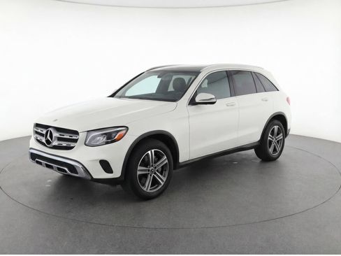 Used 2022 Mercedes-Benz GLC 300 4MATIC image 38