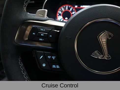 Used 2020 Ford Mustang Shelby GT500 w/ Carbon Fiber Track Pack RWD image 43