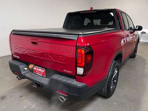 Used 2024 Honda Ridgeline Sport image 3