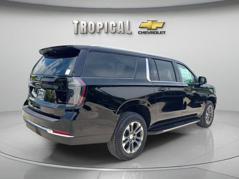 New 2026 Chevrolet Suburban LT w/ Comfort Package RWD image 5