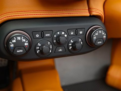 Certified 2015 Ferrari 458 Speciale A image 44