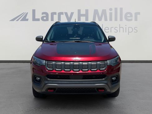 Used 2022 Jeep Compass Trailhawk w/ Sun and Sound Group AWD/4WD image 8