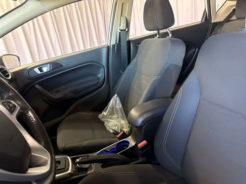 Used 2016 Ford Fiesta SE FWD image 19