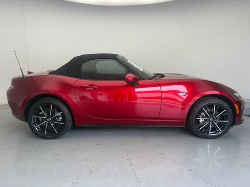 Used 2026 MAZDA MX-5 Miata Grand Touring RWD image 8