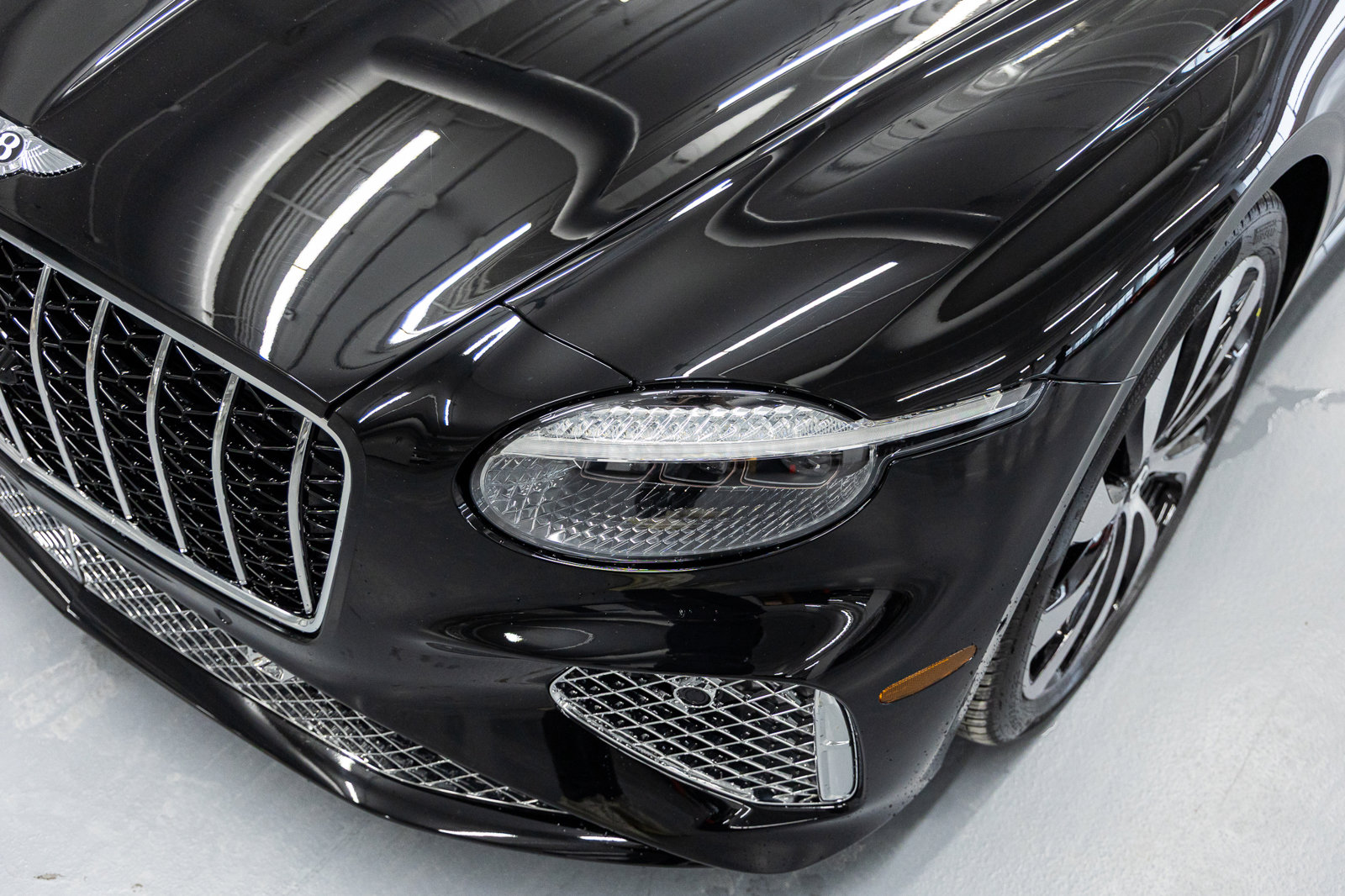 Certified 2026 Bentley Continental GT Azure AWD/4WD image 11