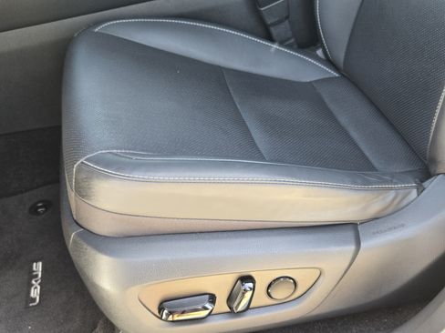 Used 2024 Lexus RX 350 Premium w/ Cold Area Package FWD image 30