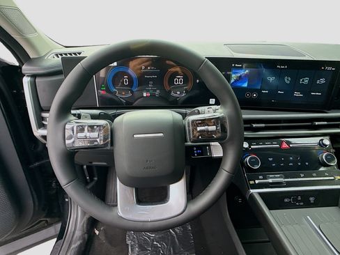New 2026 Hyundai Santa Fe SE FWD image 8