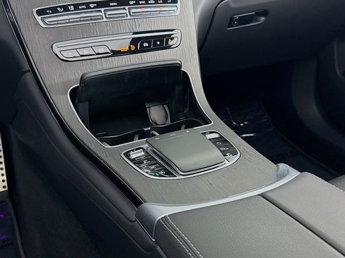Certified 2022 Mercedes-Benz GLC 300 image 5
