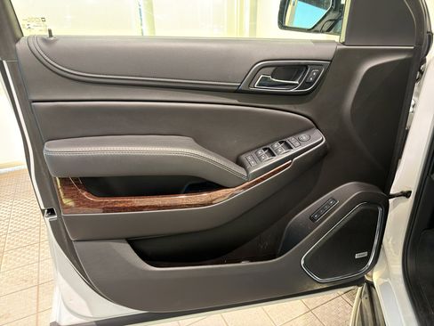 Used 2019 GMC Yukon SLT image 15