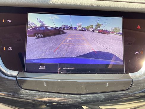 Used 2025 Cadillac XT6 Premium Luxury AWD/4WD image 25