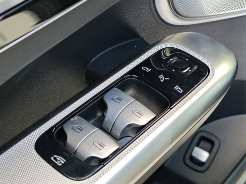 Certified 2026 Mercedes-Benz GLC 300 4MATIC image 18