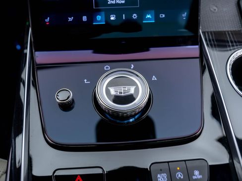 Certified 2025 Cadillac Escalade ESV Sport w/ LPO, ONYX Package image 34