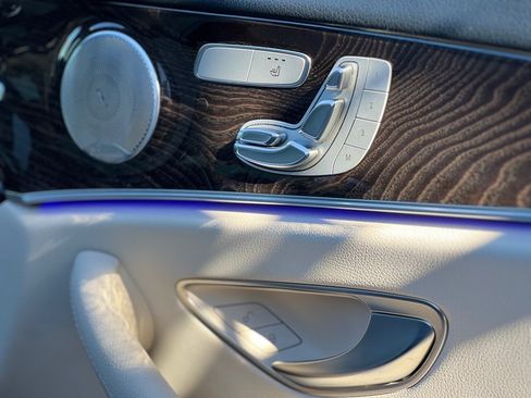 Used 2019 Mercedes-Benz E 300 image 47