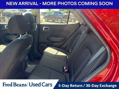 Certified 2023 Hyundai Venue SEL w/ Cargo Package FWD image 9