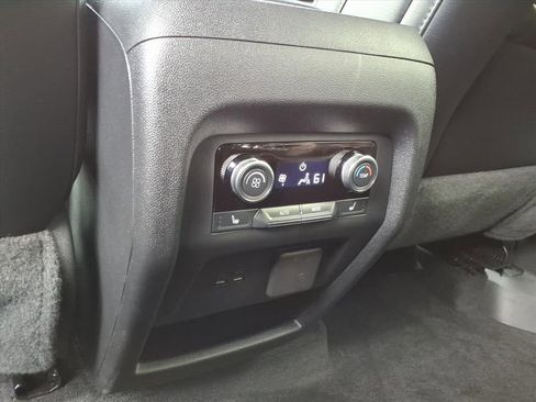 Used 2025 Buick Enclave Avenir w/ Super Cruise Package image 8