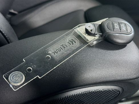 Used 2023 MINI Cooper S image 32