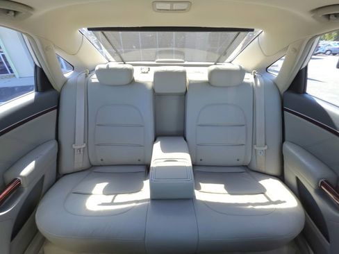 Used 2007 Hyundai Azera Limited FWD image 19