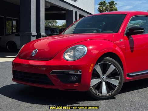 Used 2014 Volkswagen Beetle R-Line FWD image 2