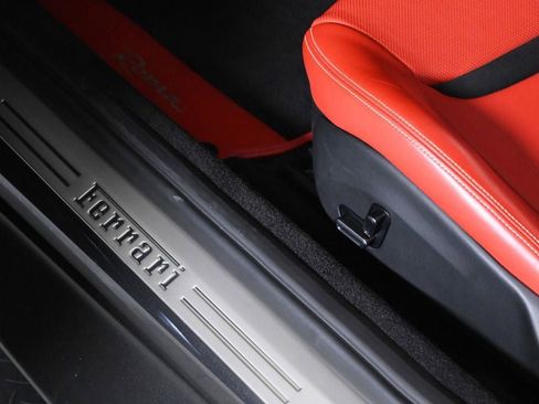 Certified 2022 Ferrari Roma RWD image 20